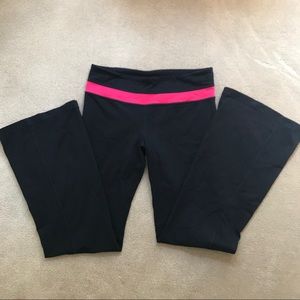 Lululemon Groove Flare Pant Reversible Size 8